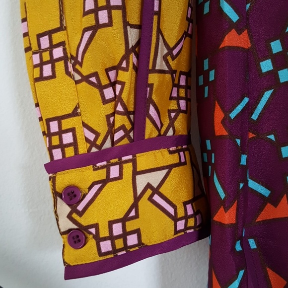 Collective Concepts xs bold patterned blouse - Picture 4 of 4